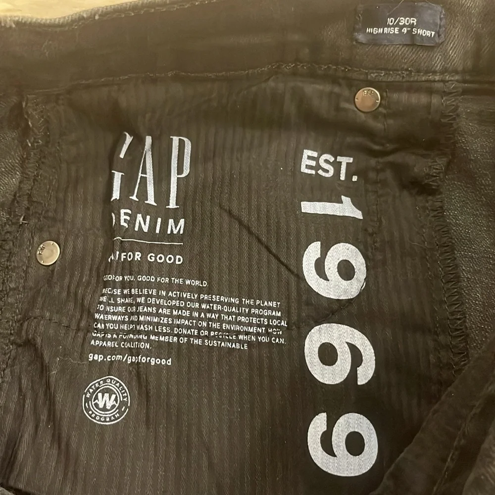 GAP stretch denim high rise 4” shorts washed black 10/30